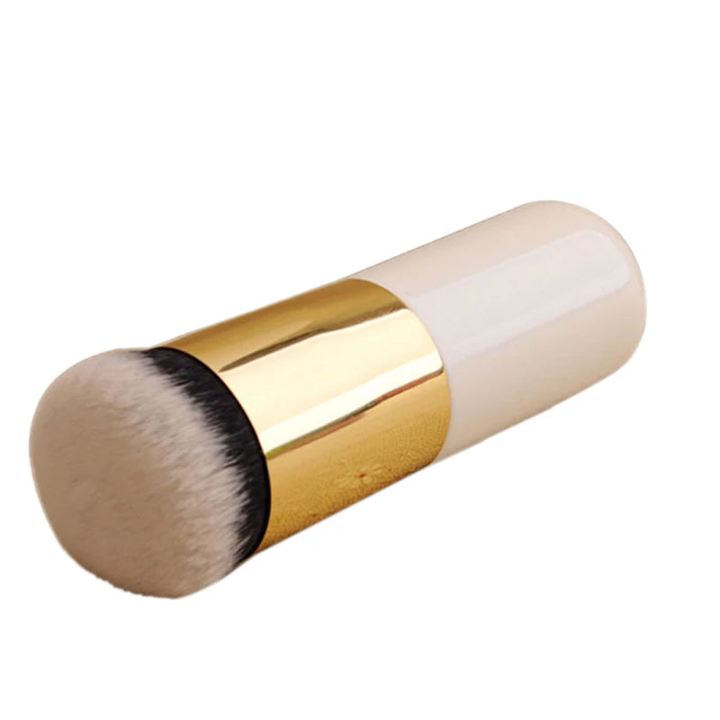 New Chubby Makeup Brush – Flat Foundation Brush for Smooth Cream Application