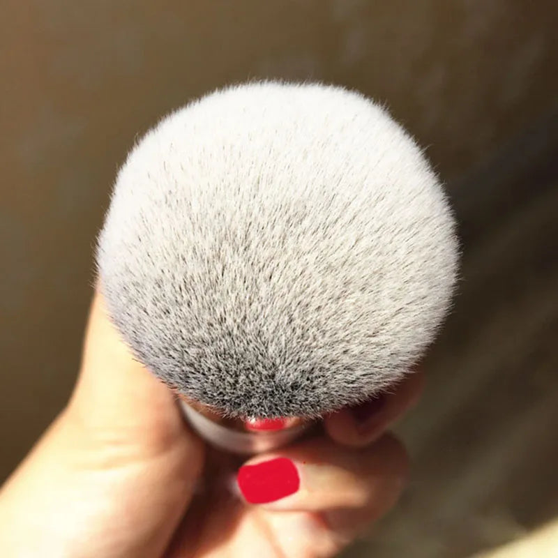 New Chubby Makeup Brush – Flat Foundation Brush for Smooth Cream Application