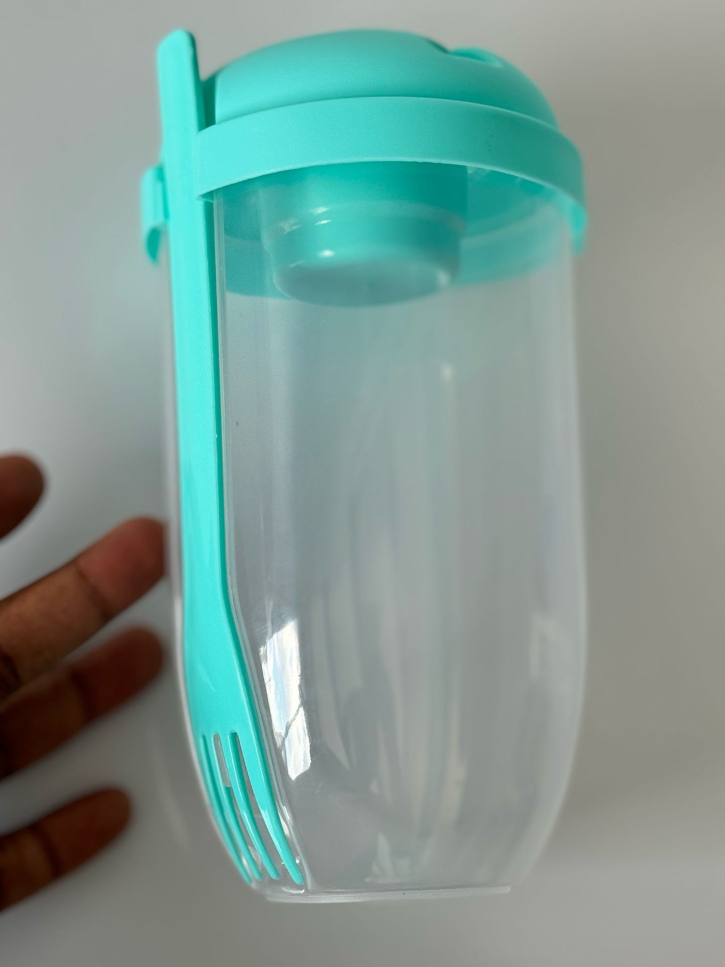 3 in 1 Salad Shaker Container, Cup and Fork – 1000ml Portable Salad Container with Dressing Compartment – Perfect for Lunch, Picnics & Back-to-School Meals