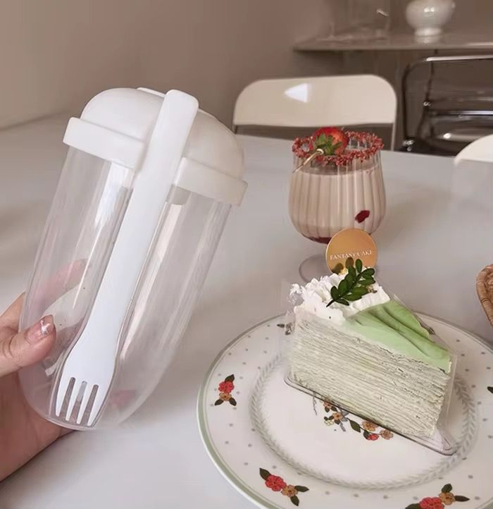 3 in 1 Salad Shaker Container, Cup and Fork – 1000ml Portable Salad Container with Dressing Compartment – Perfect for Lunch, Picnics & Back-to-School Meals